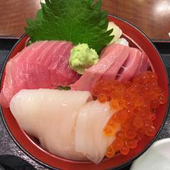 タカハシ