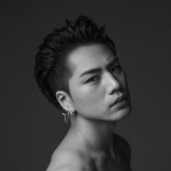 HIROOMI TOSAKA