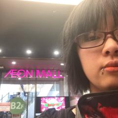 雑食ギャの美月(みづき)