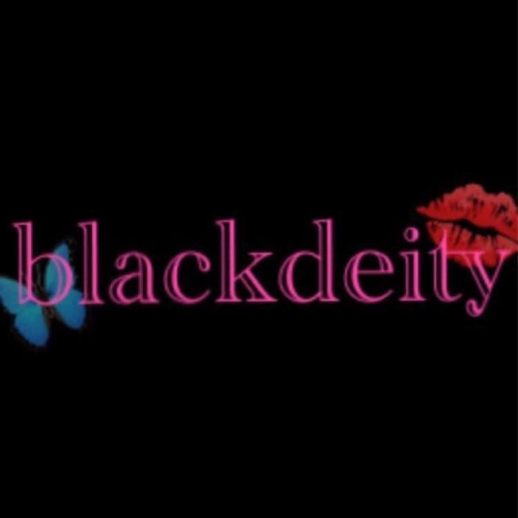 🦋black deity💋