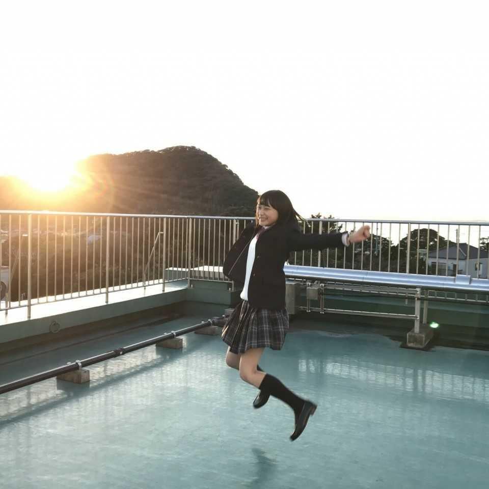 とも
