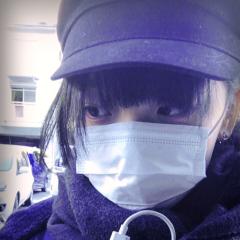 黒乃えるぅ