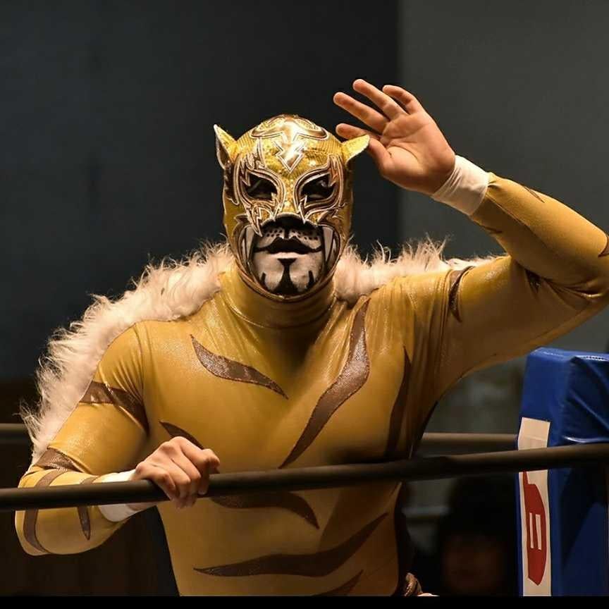 プーマ CMLL