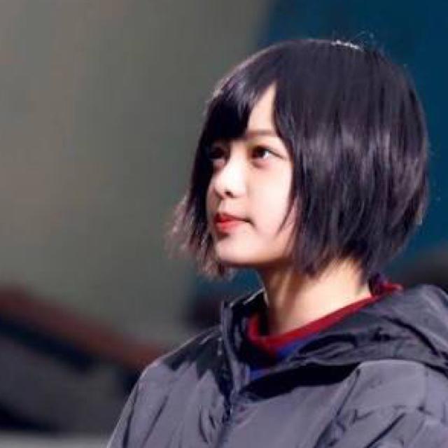 五 月