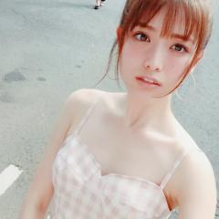 た に た