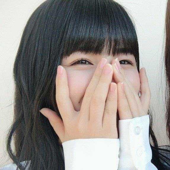 あやな