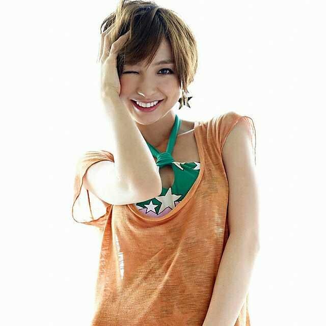 篠田麻里子のなりきりトーク