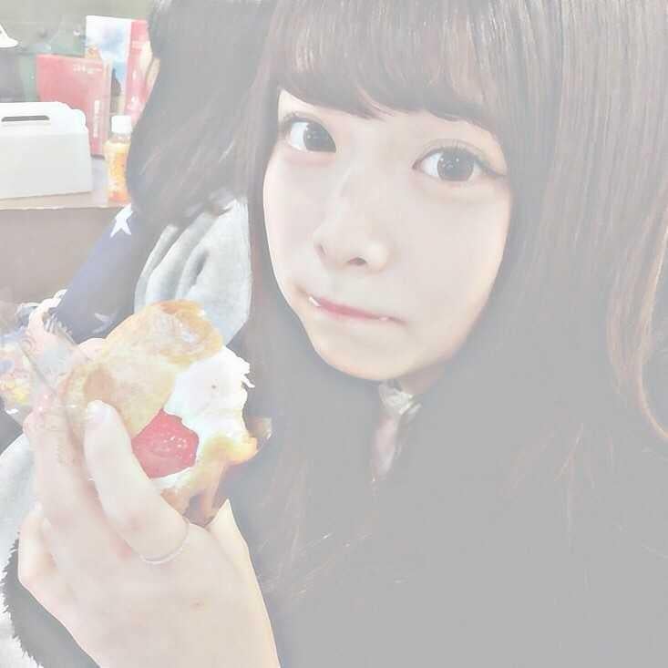 ひ な _ ❤︎ *.