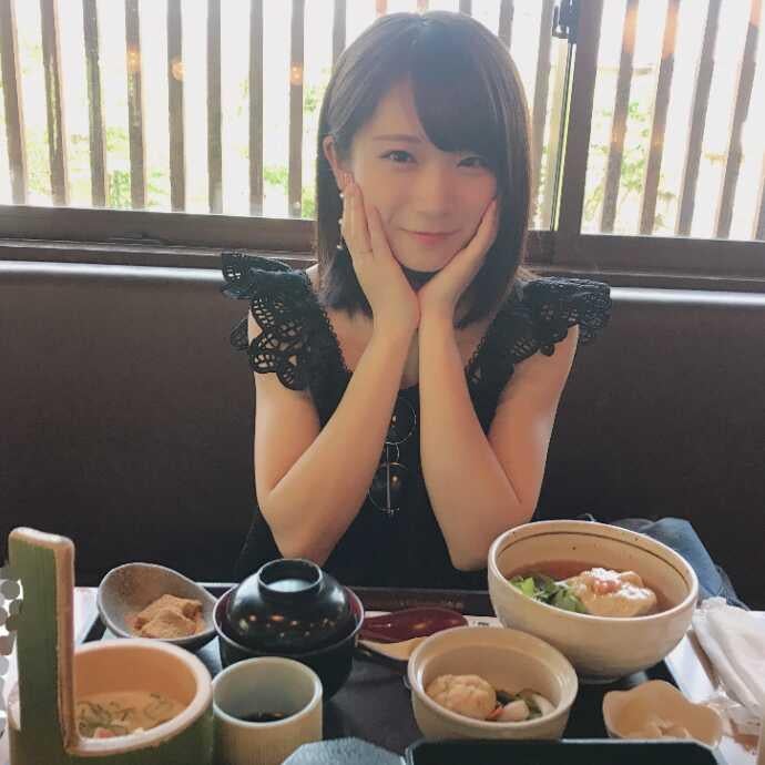 秋元真夏(乃木坂46)