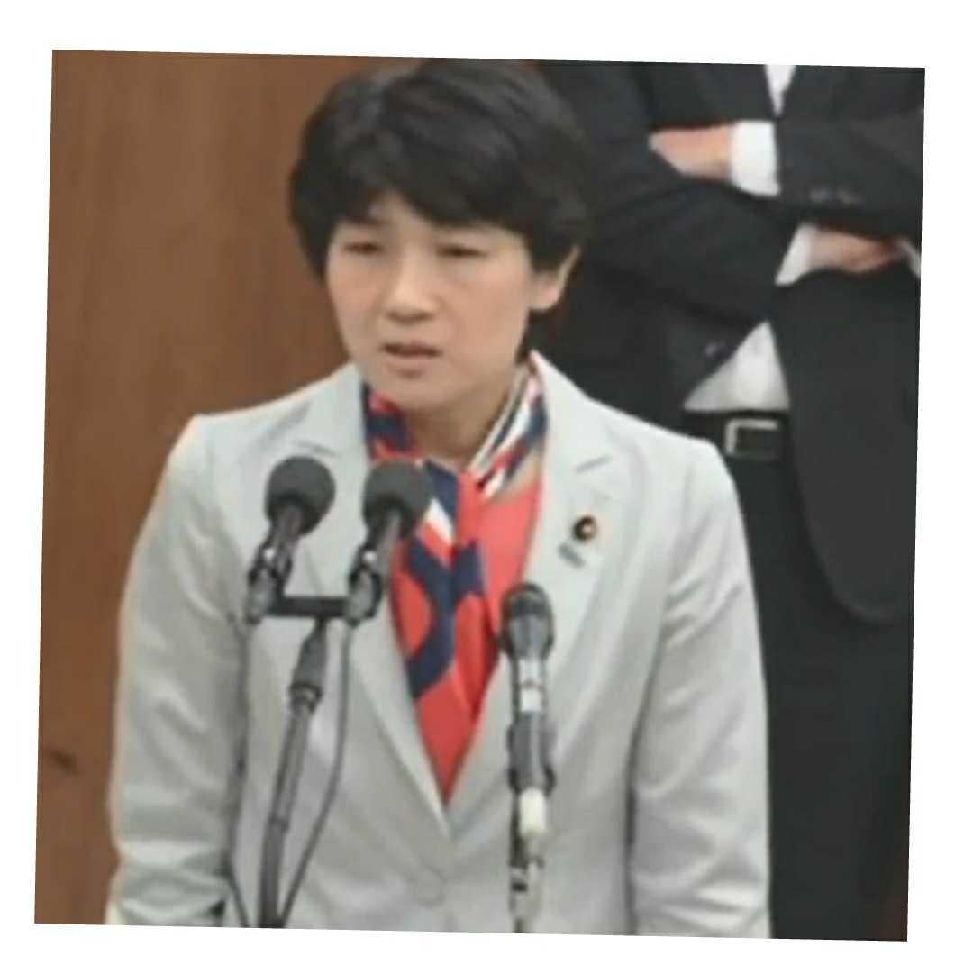 まなととちなみの恋愛小説