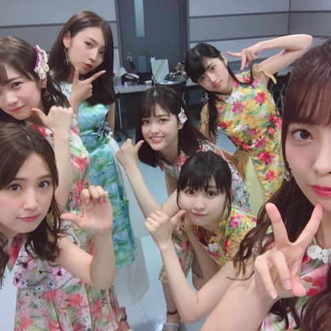 あきと