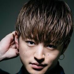 佐野 玲於 «なりきり»