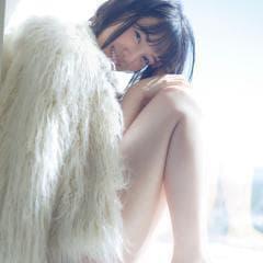 堀 未央奈 (乃木坂46) 1st写真集発売中
