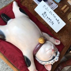 あじけない木製猫バナナ泥棒