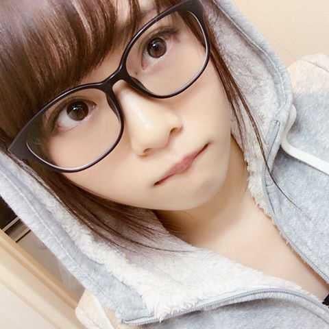 ヒロ@⊿46山崎怜奈衛藤美彩推し