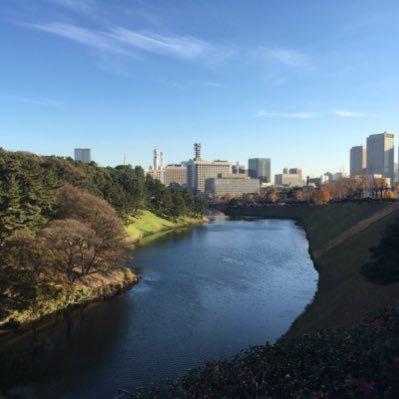 とも