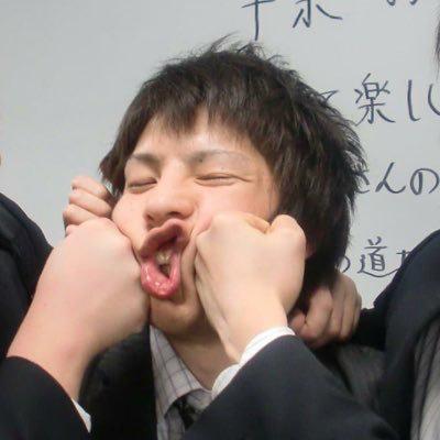 ほほえみのばくだん  鬼塚翔