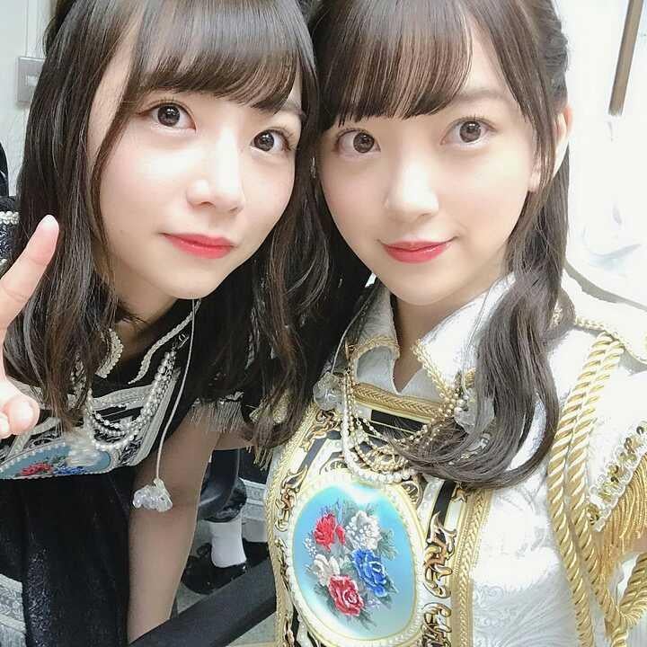 やない