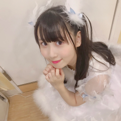 ブルー