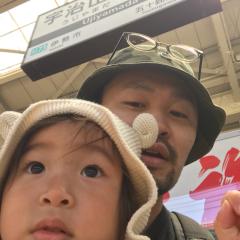 やっすん