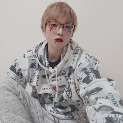 ︎︎︎︎恭⋆͛平