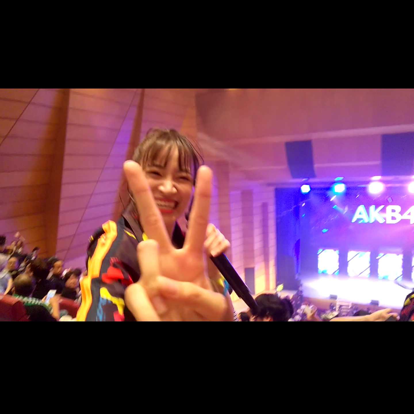 主にひななさん