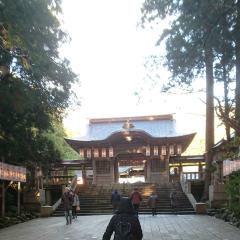 ユウナカ