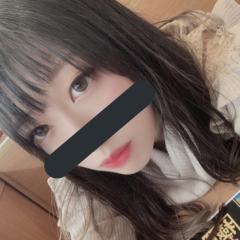 🦅 も も か 。🦅