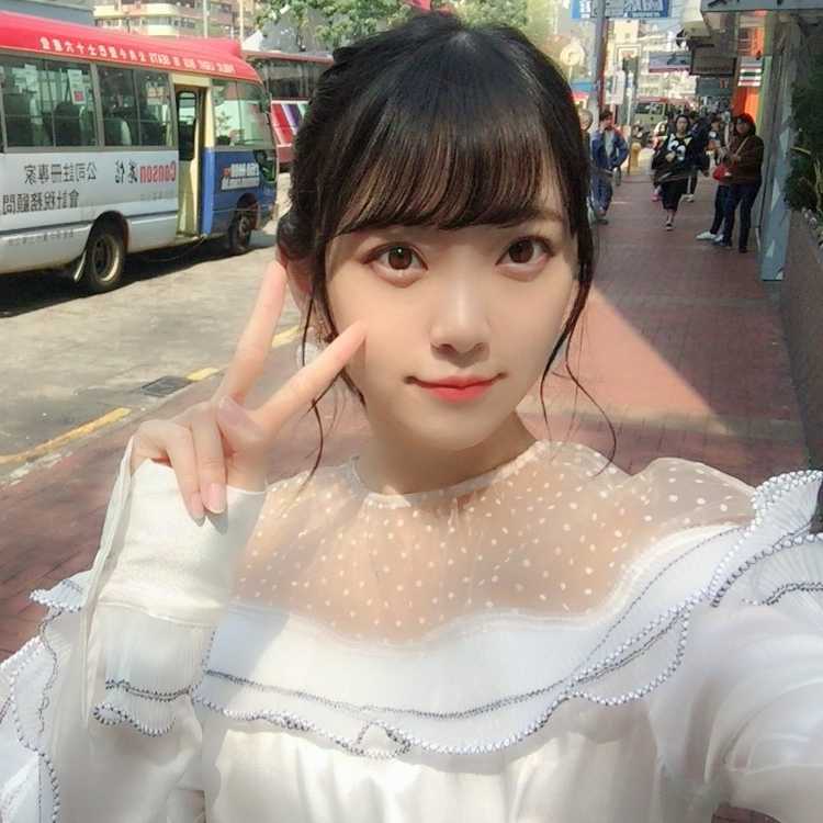 AKB48、乃木坂46、女優、グラビアのリトーク