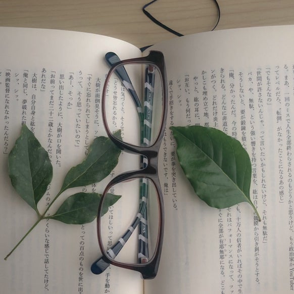 メディア作品吸収部屋