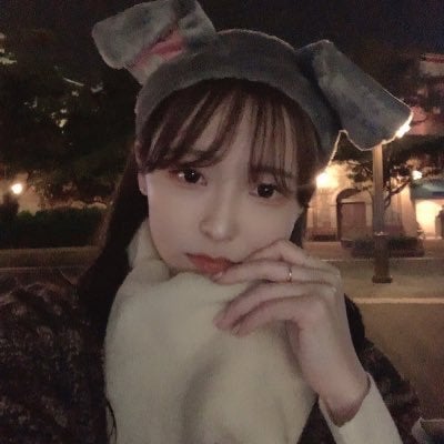 やや
