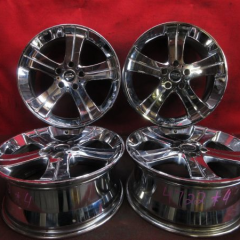 あなたの車にぴったりのホイールを見つけましょう。