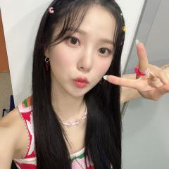 YUJIN（ユジン）のトーク