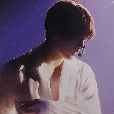 山 田 涼 介