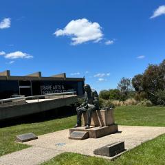 株式を炒める。