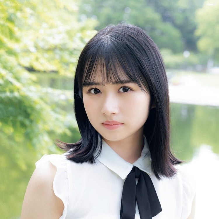 上村ひなの