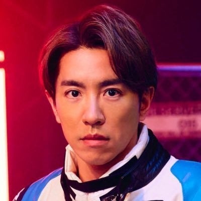 なりきりSU-PAEITO横山 信五 歌手「初代」