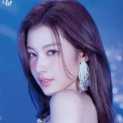 なりきり 💜𝑺𝑨𝑵𝑨💜