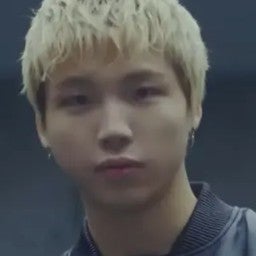 久保舜斗(初代)