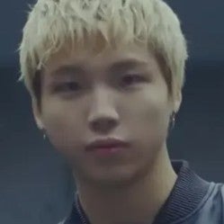 久保舜斗(初代)