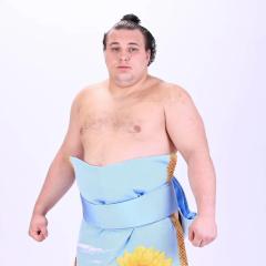榊田雄