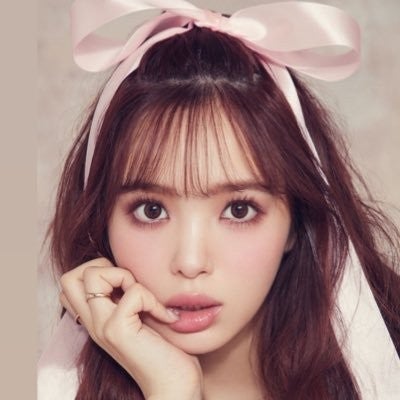 🎀 𝗡𝗜𝗖𝗢𝗟𝗘 🎀