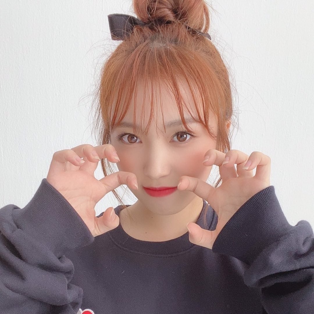 矢吹奈子
